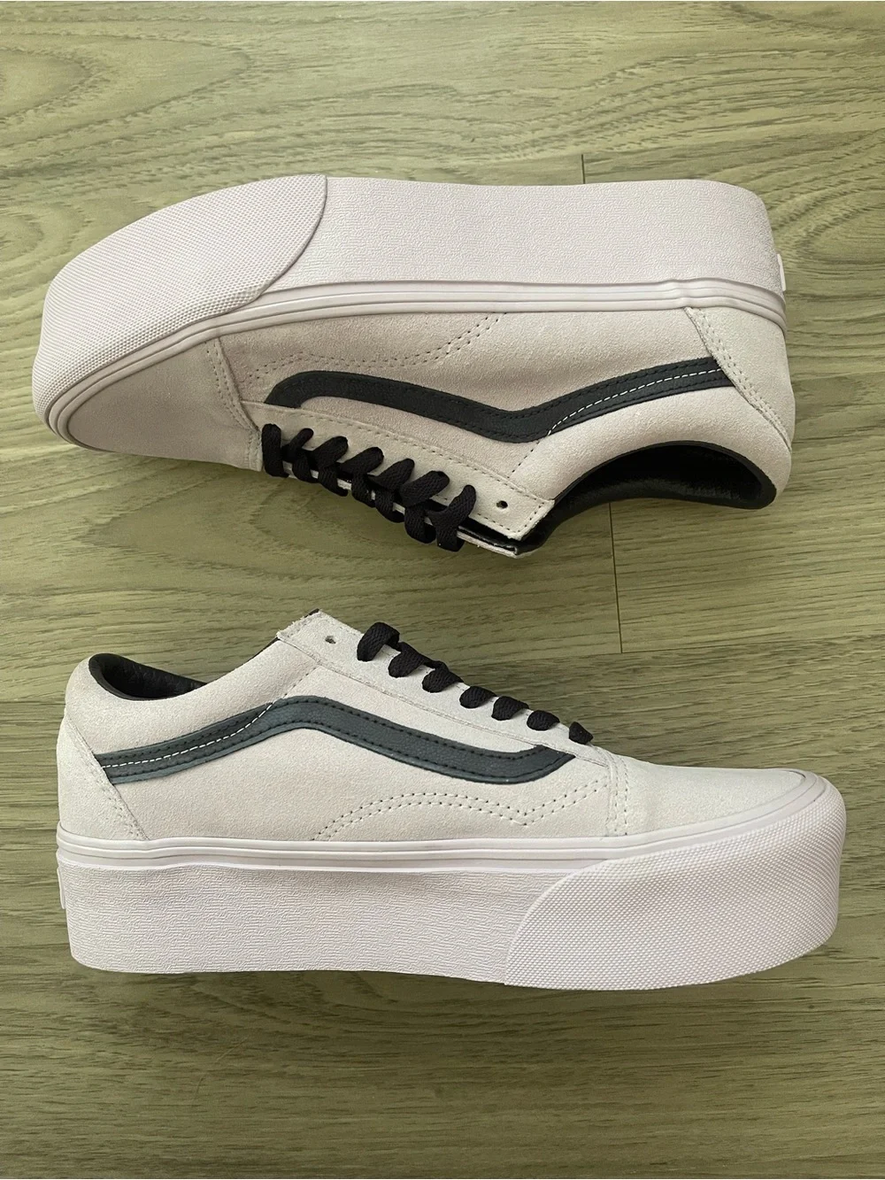 Vans Old Skool Stackform Suede Lavendar Lilac Chunky Platform Skate Sneakers